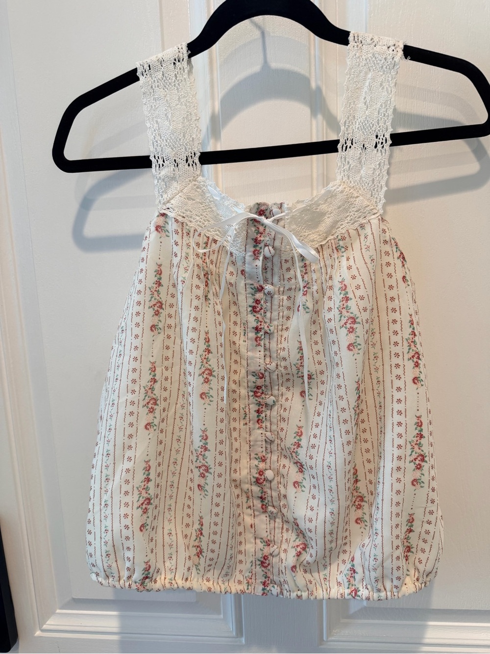 Lace-Trim Floral Ivory Tank Top